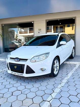 FORD FOCUS 2.0 SE 16V FLEX 4P POWERSHIFT